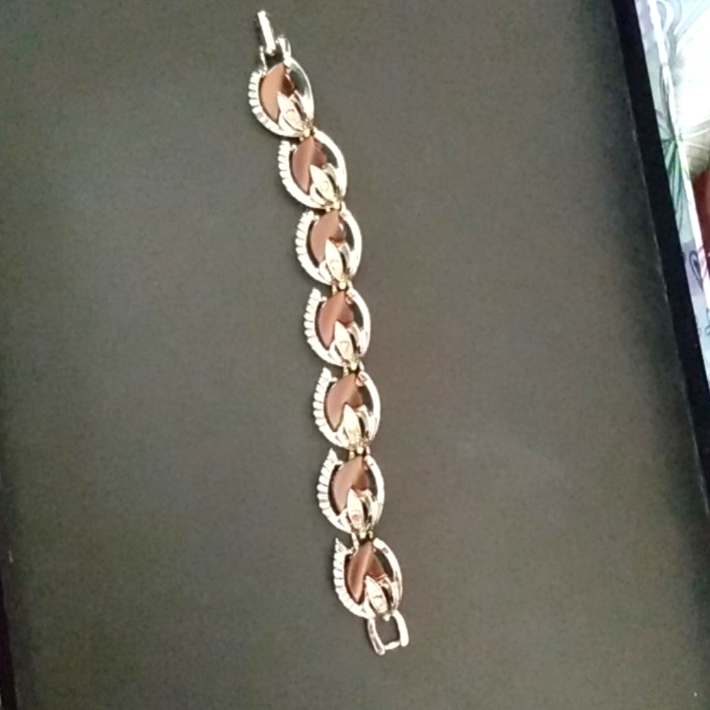 Exquisite Golden Bracelet